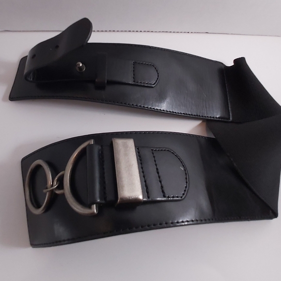 Womans black belt - Picture 2 of 5